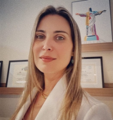 Dra. Fernanda Mattos